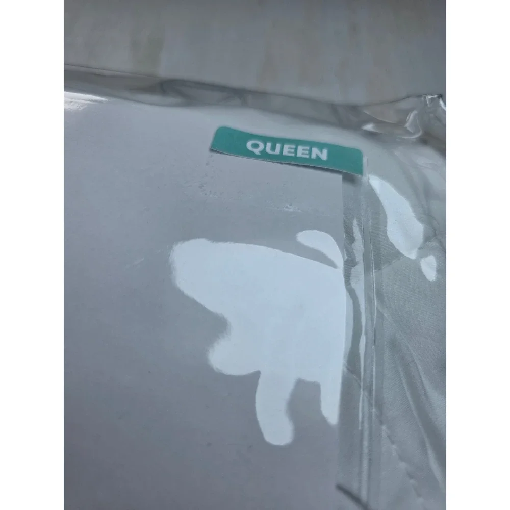 At Home Queen Soft Quilted Waterproof Mattress Pad Hypoallergenic White Bedding